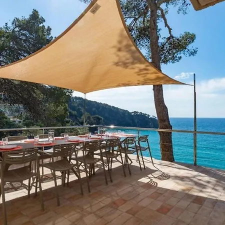 Villa Tossa1848 With Private Pool And Views فيلة