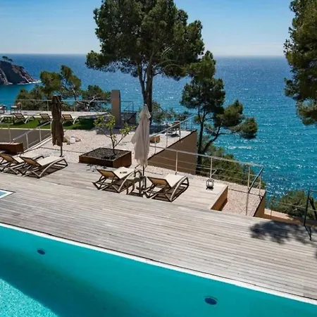 Villa Tossa1848 With Private Pool And Views * توسا ذي مار